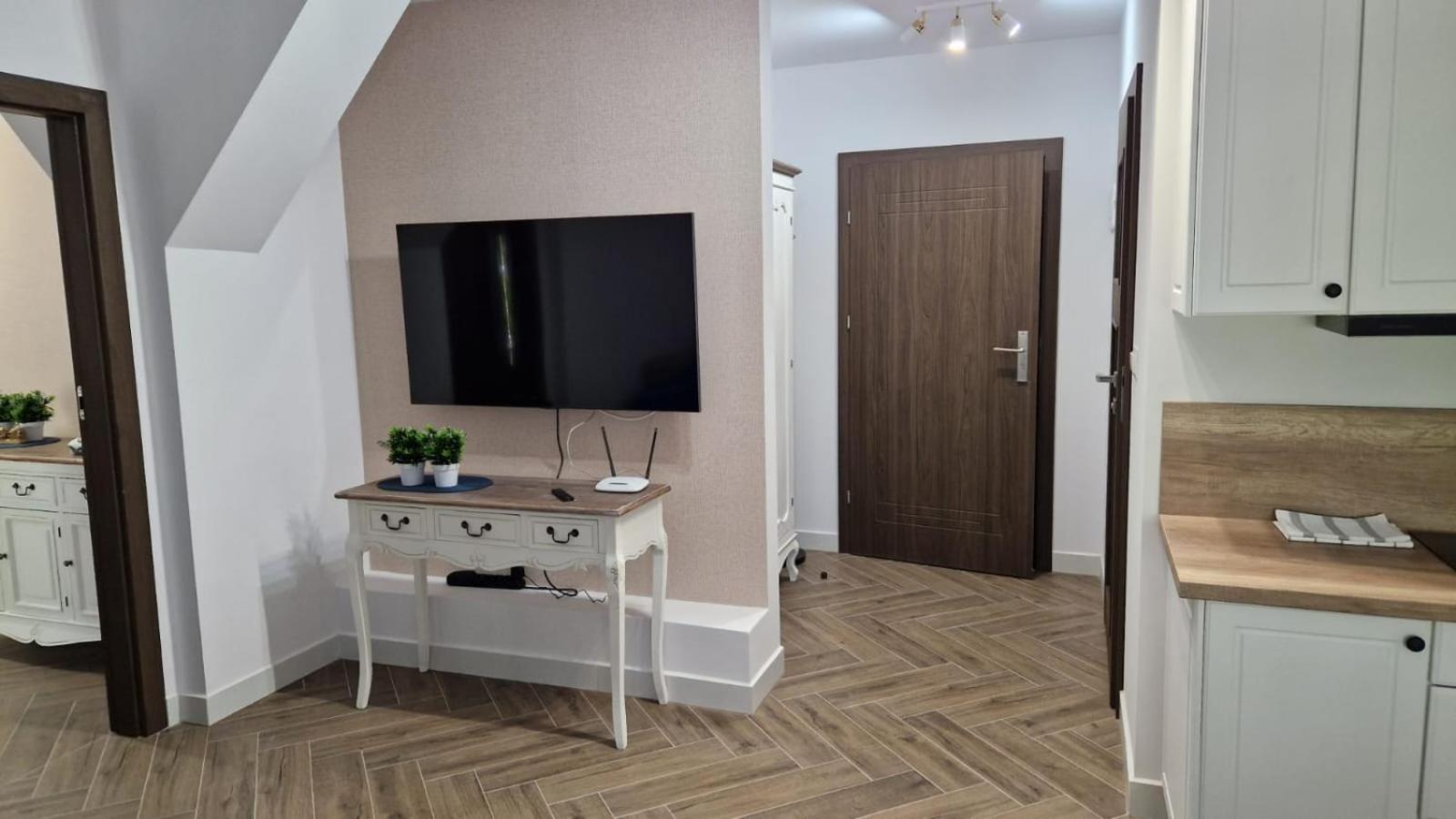 Apartament Jaracza 28 Nr 18 斯武普斯克 外观 照片